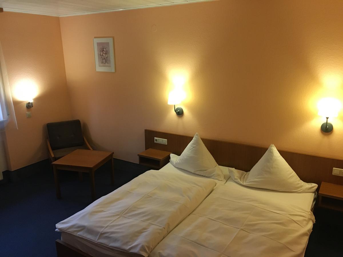 Zip Hotel Lingenfeld Ngoại thất bức ảnh