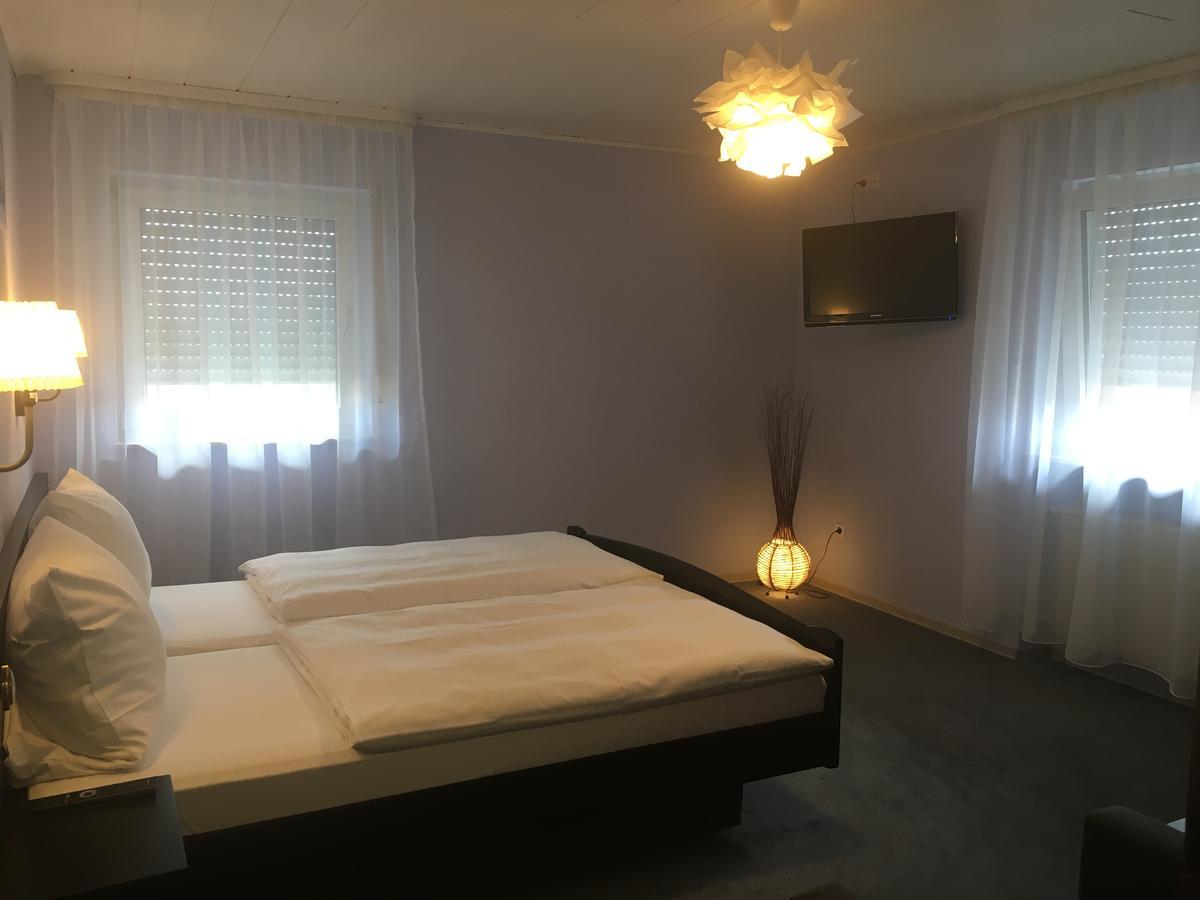 Zip Hotel Lingenfeld Ngoại thất bức ảnh