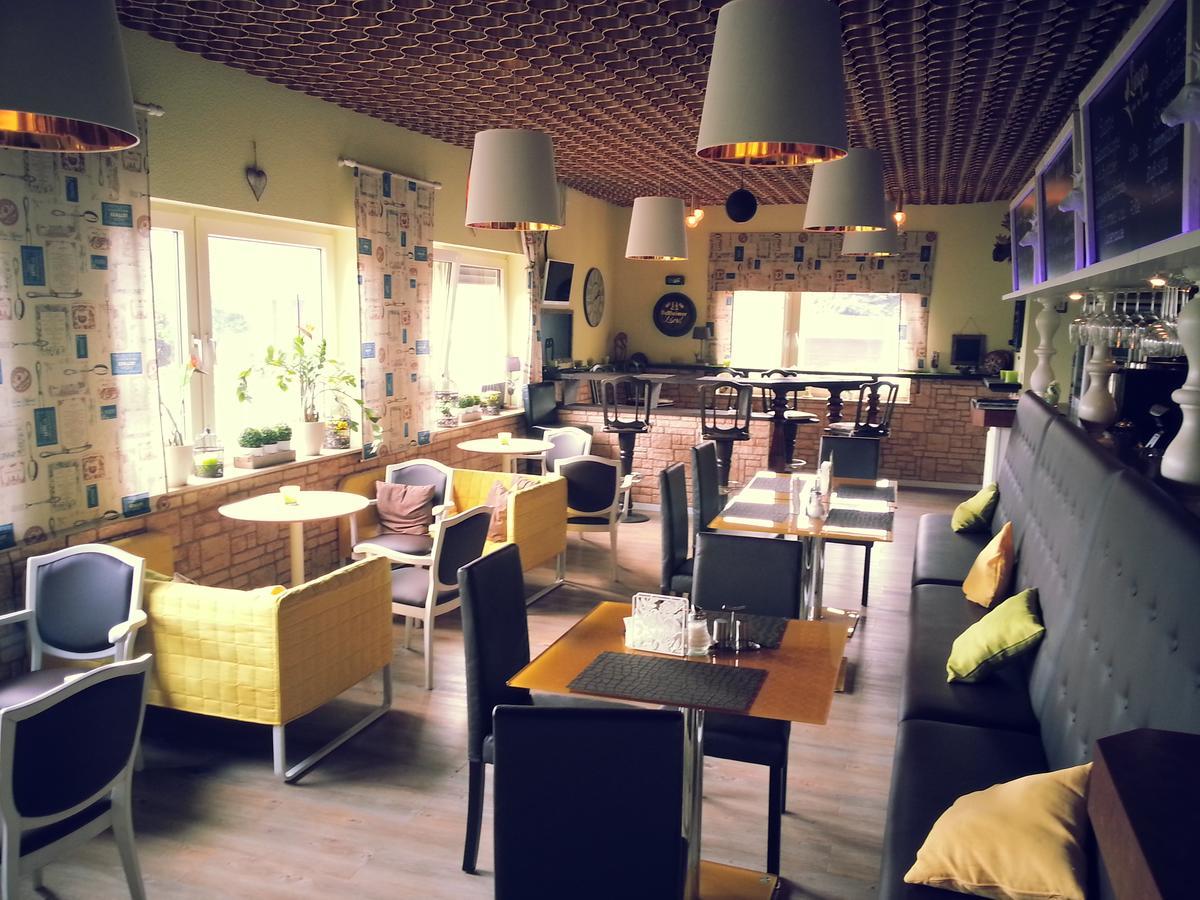 Zip Hotel Lingenfeld Ngoại thất bức ảnh