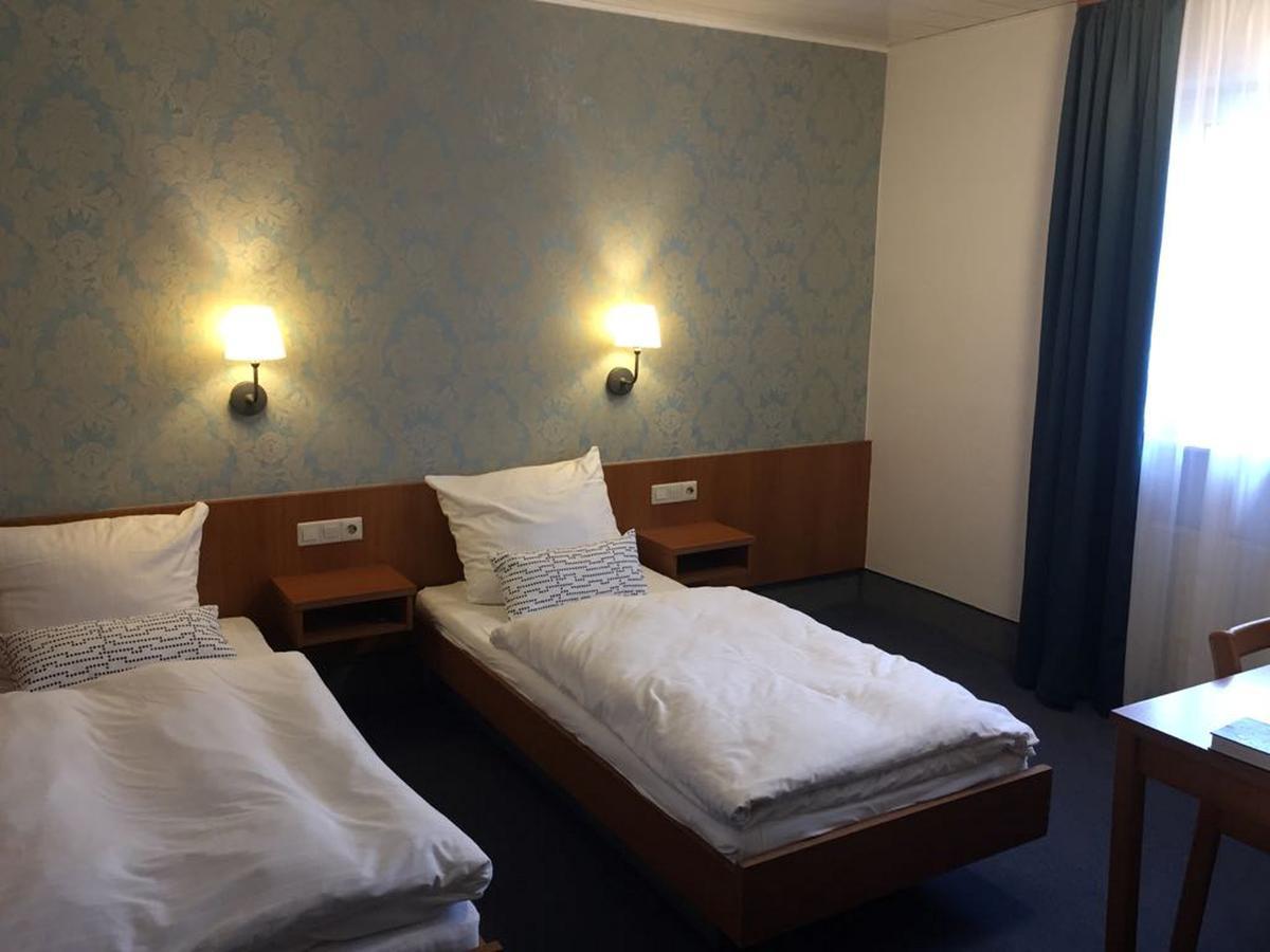 Zip Hotel Lingenfeld Ngoại thất bức ảnh